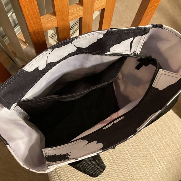 Thirty-One Zip Top Tall Tote Poppy Black & White Retired Bag - Picture 11 of 16
